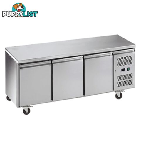 Refrigeration - Undercounters - Exquisite SSC400H - Snack Size Solid 3-door - Catering Equipment