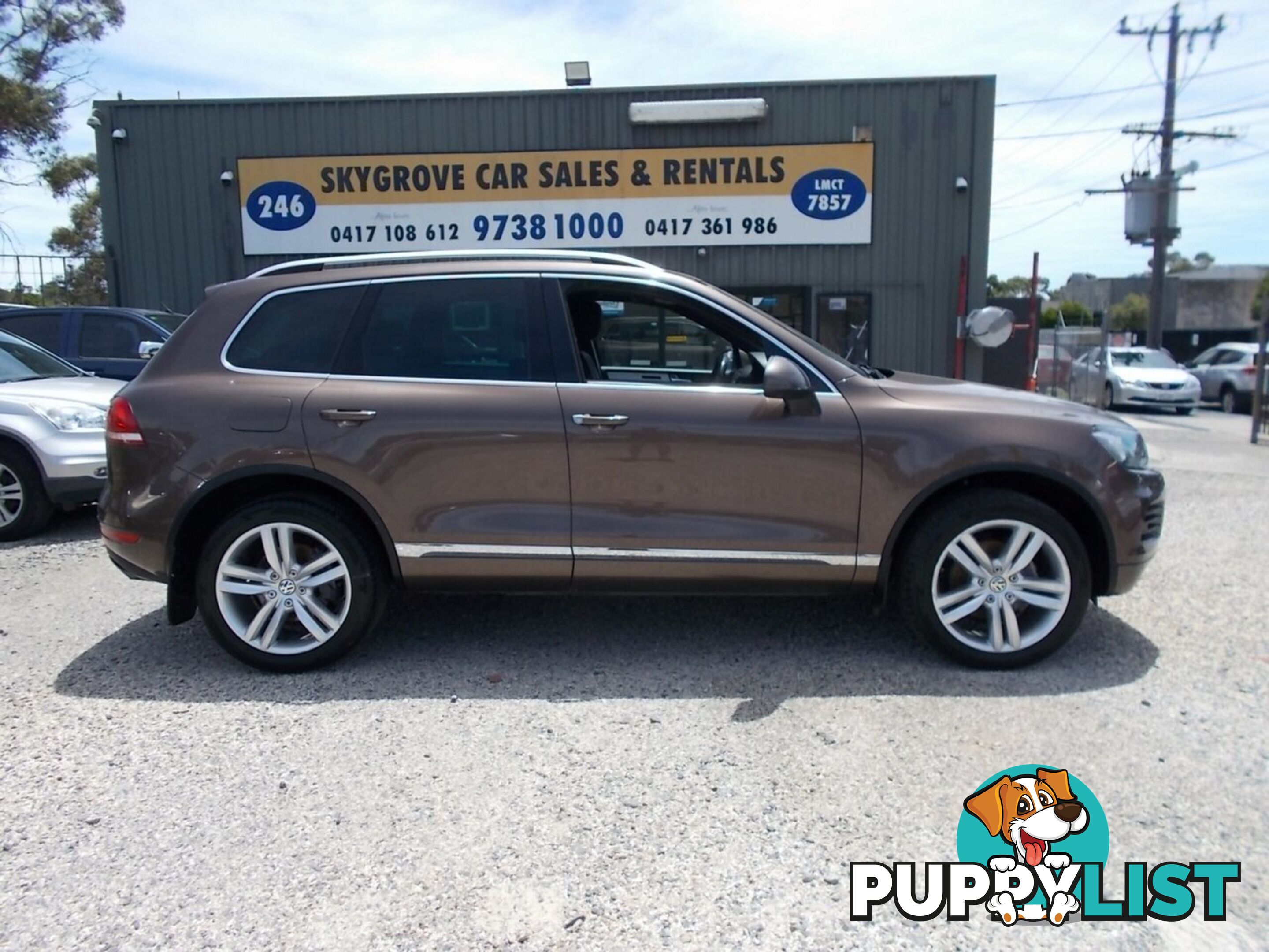 2011 VOLKSWAGEN TOUAREG V6 7P WAGON