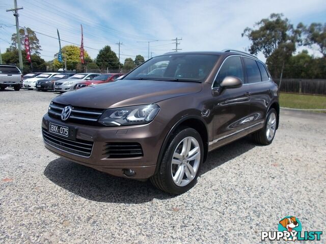 2011 VOLKSWAGEN TOUAREG V6 7P WAGON