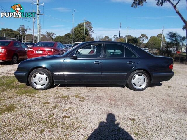 2000 MERCEDES-BENZ E240 CLASSIC W210 SEDAN