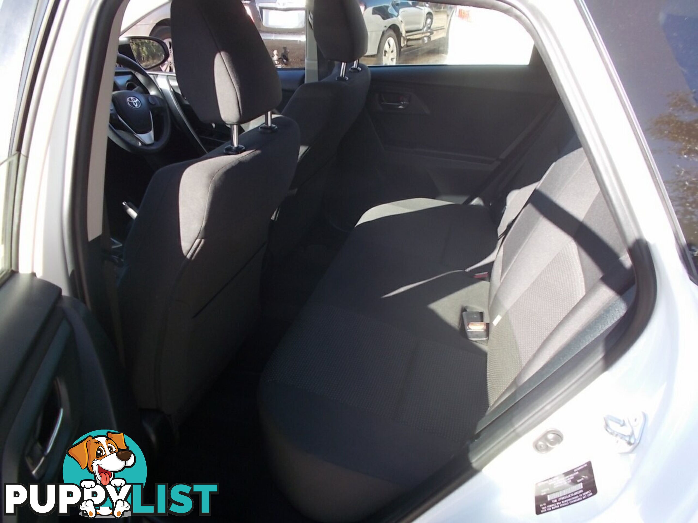 2015 TOYOTA COROLLA ASCENT ZRE182R HATCHBACK