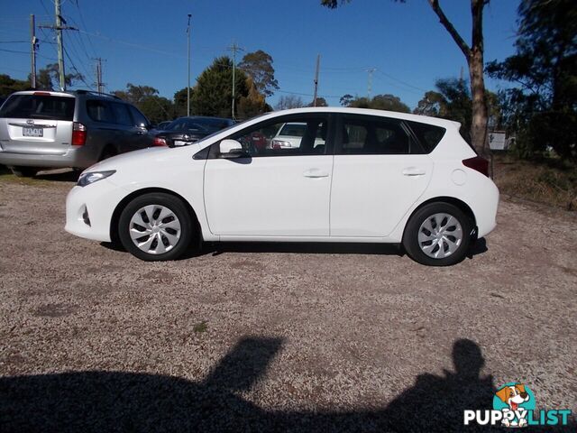 2015 TOYOTA COROLLA ASCENT ZRE182R HATCHBACK