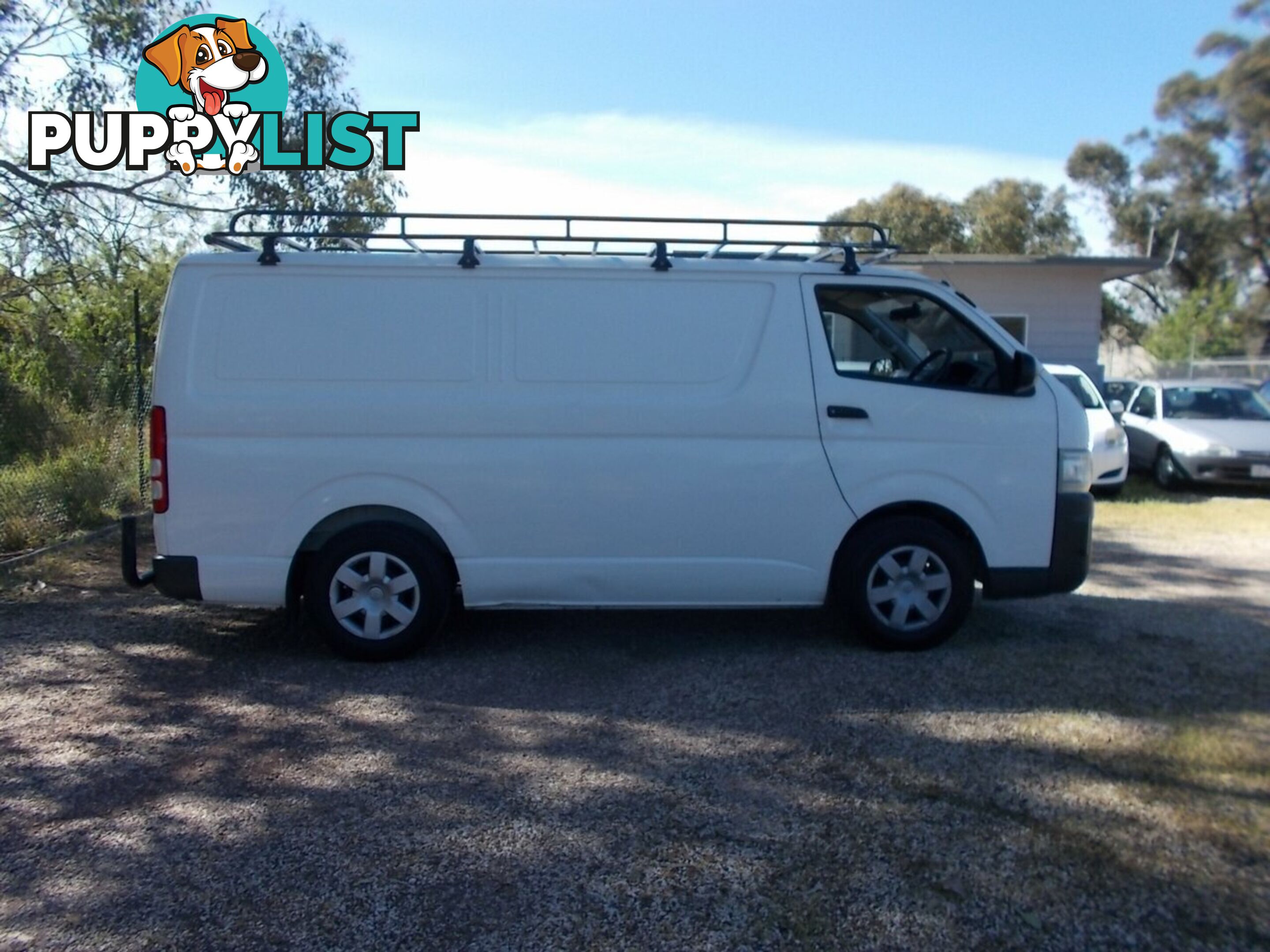 2010 TOYOTA HIACE LWB KDH201R VAN