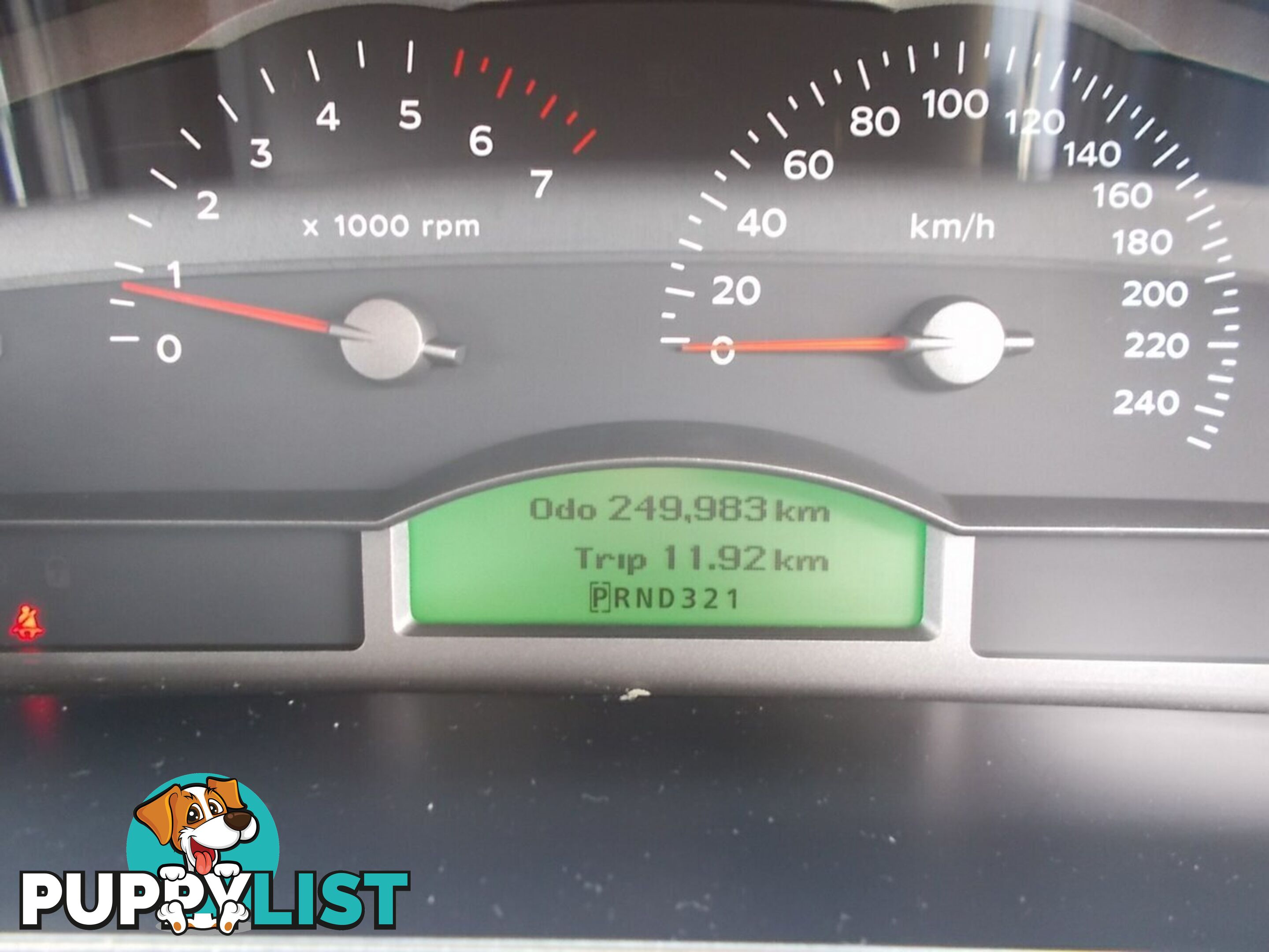 2004 HOLDEN COMMODORE EXECUTIVE VY SEDAN
