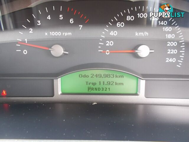 2004 HOLDEN COMMODORE EXECUTIVE VY SEDAN