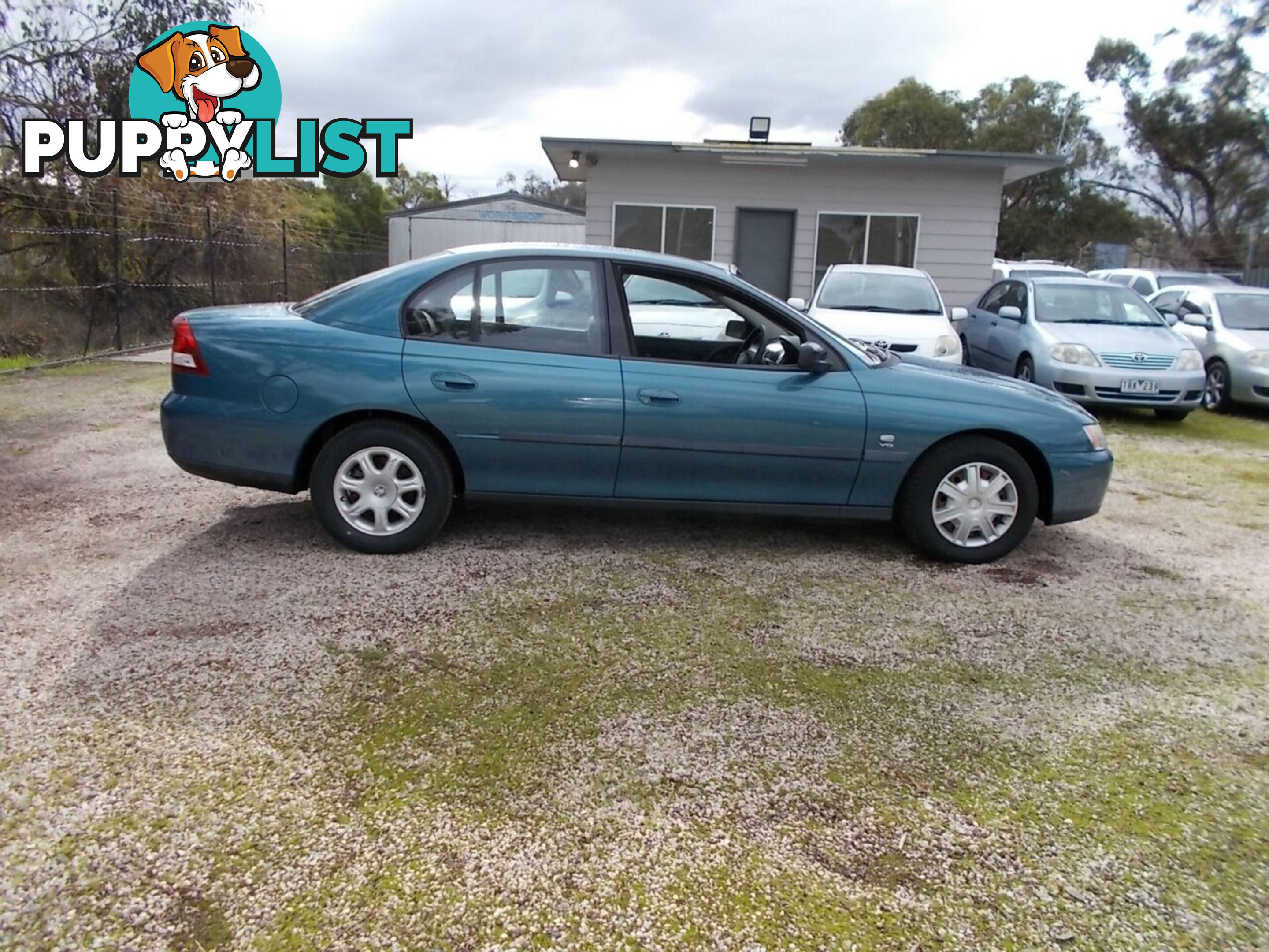 2004 HOLDEN COMMODORE EXECUTIVE VY SEDAN