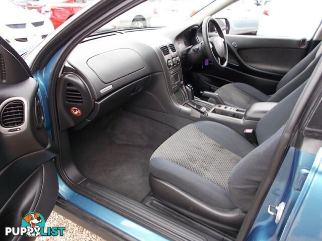 2004 HOLDEN COMMODORE EXECUTIVE VY SEDAN