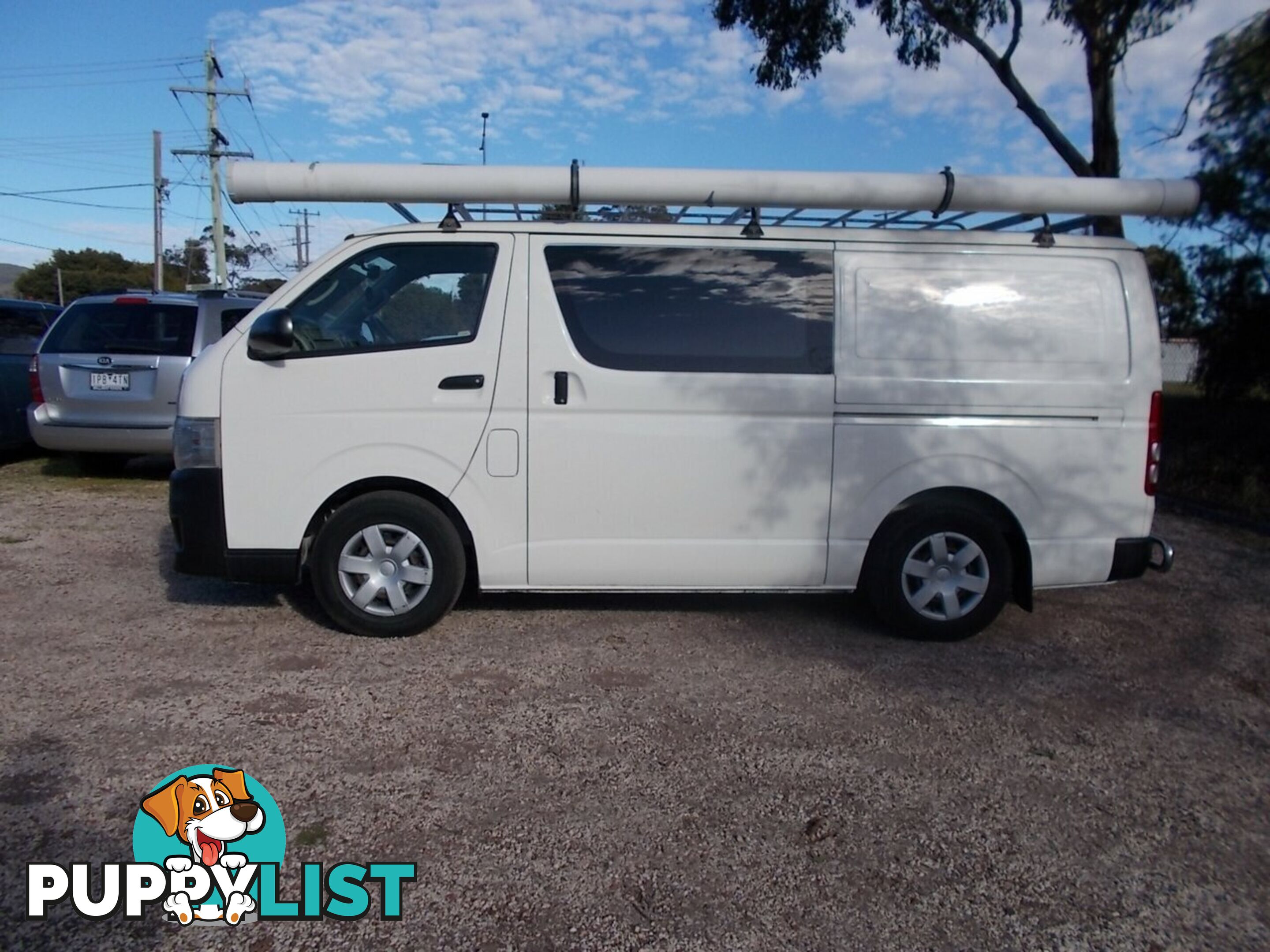 2011 TOYOTA HIACE LWB KDH201R VAN