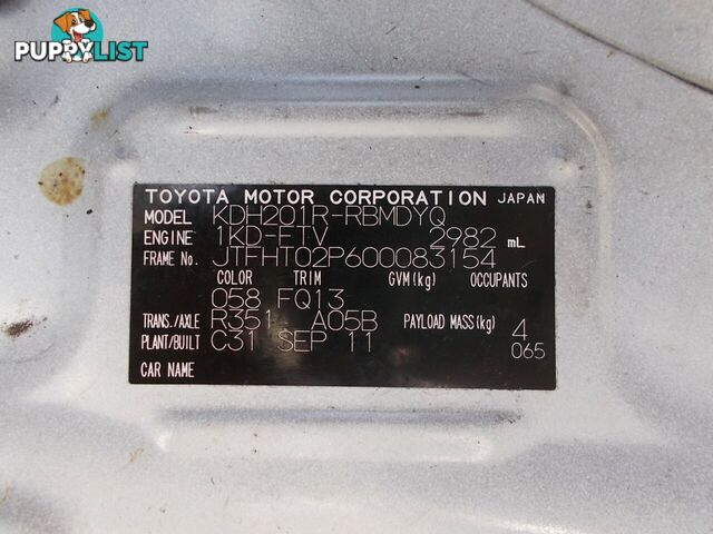 2011 TOYOTA HIACE LWB KDH201R VAN