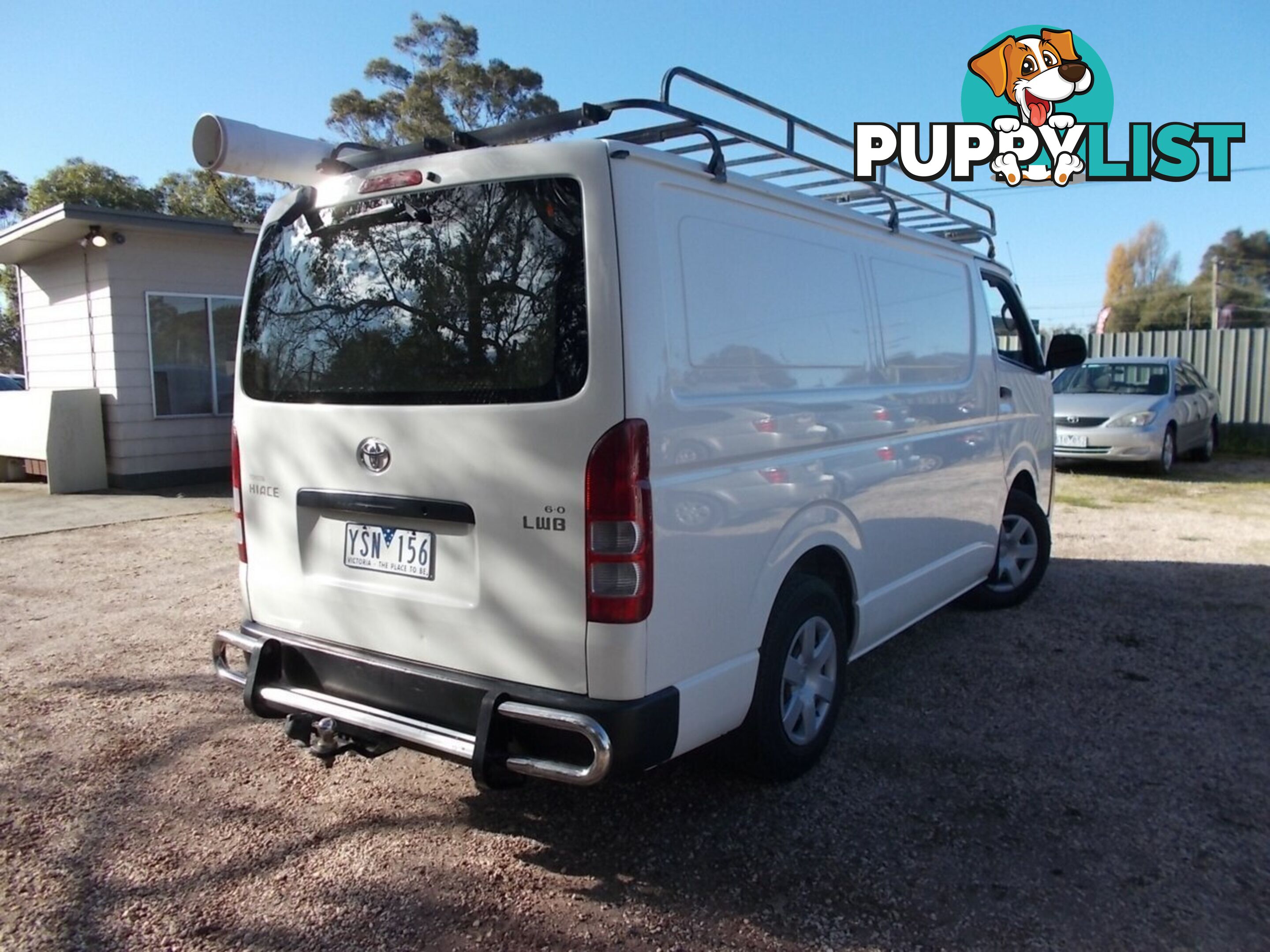 2011 TOYOTA HIACE LWB KDH201R VAN