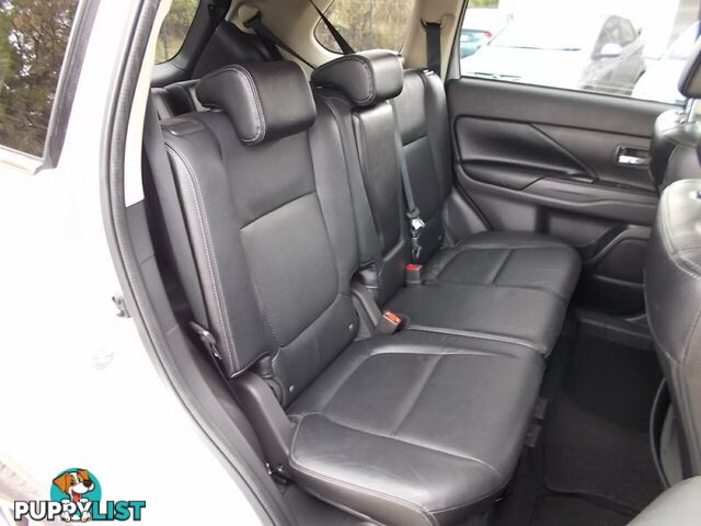 2016 MITSUBISHI OUTLANDER EXCEED ZK WAGON