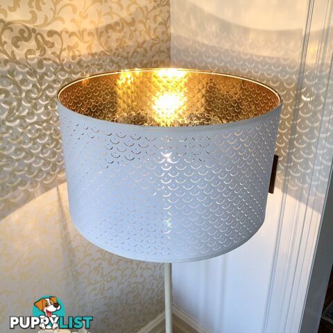 Scandi-style Flute Floor Lamp with Cream & Gold Drum Shade