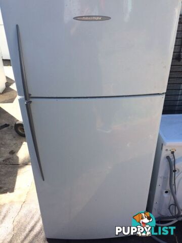 Fisher and paykel 520L fridge