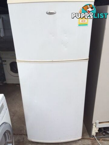 Whirlpool 410L fridge