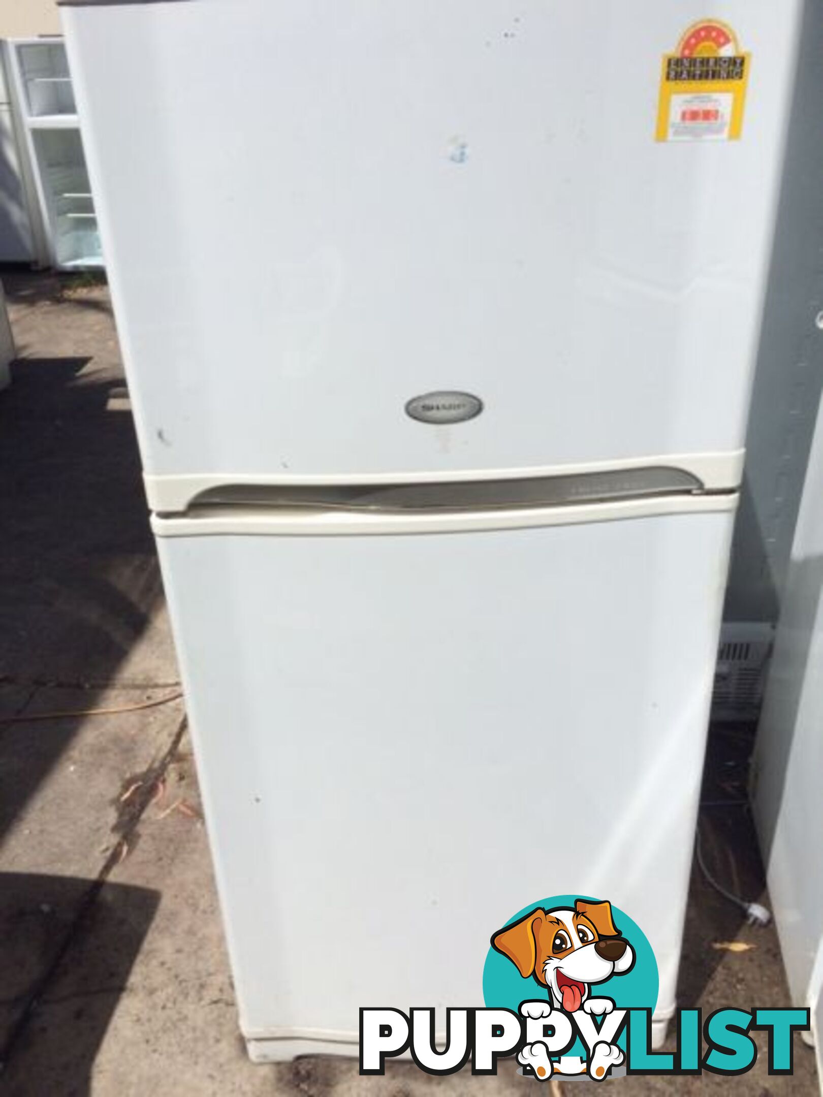 Sharp 475L fridge