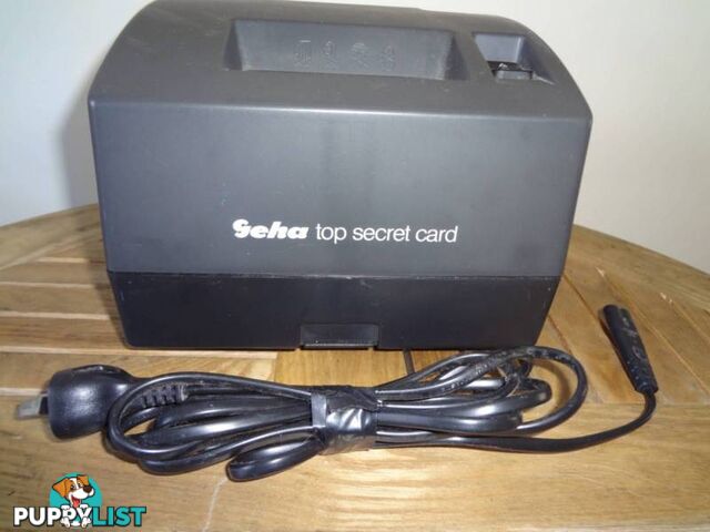 PLASTIC CARD SHREDDER