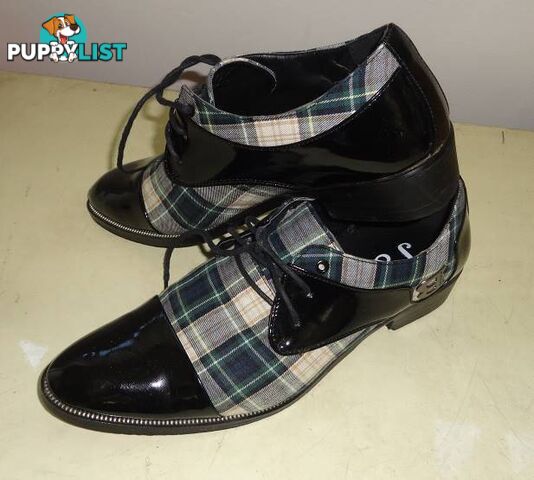 TRENDY MENS DANCE SHOES (new)