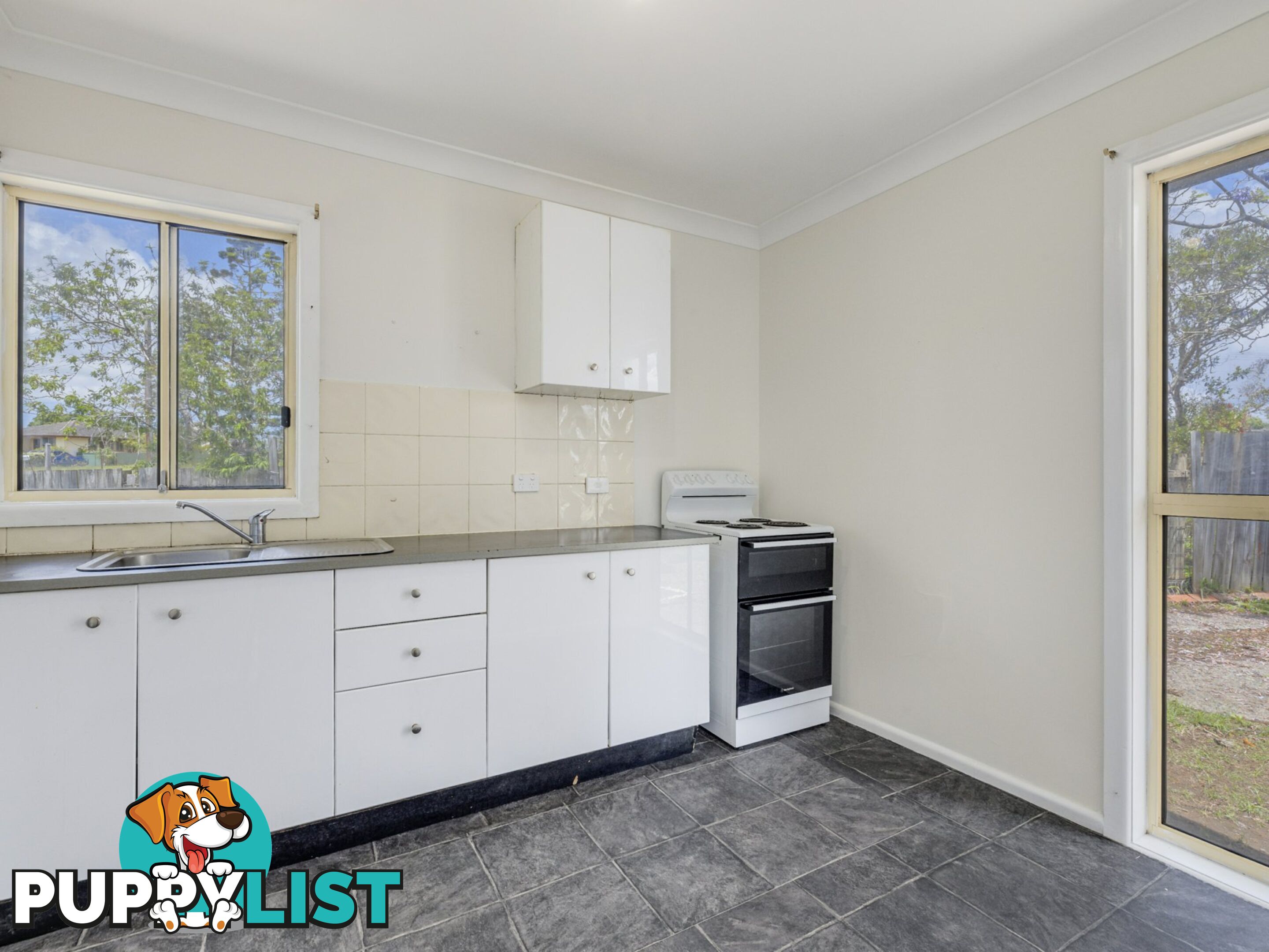 5 Milton Barnett Street WEST KEMPSEY NSW 2440