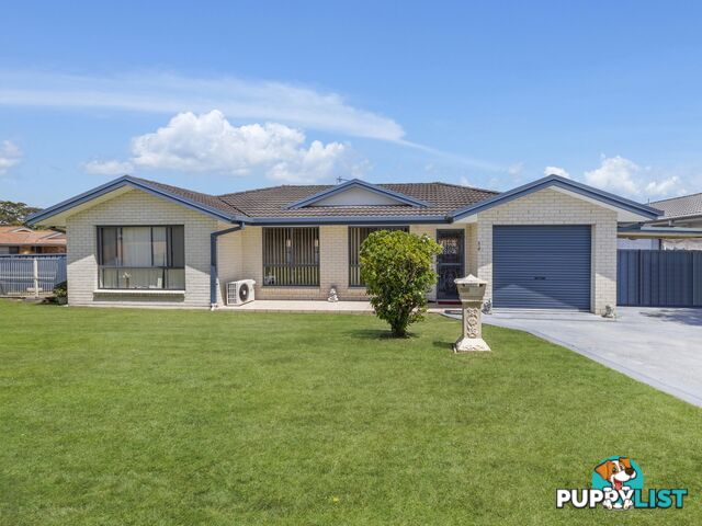 3a Dennis Crescent SOUTH WEST ROCKS NSW 2431