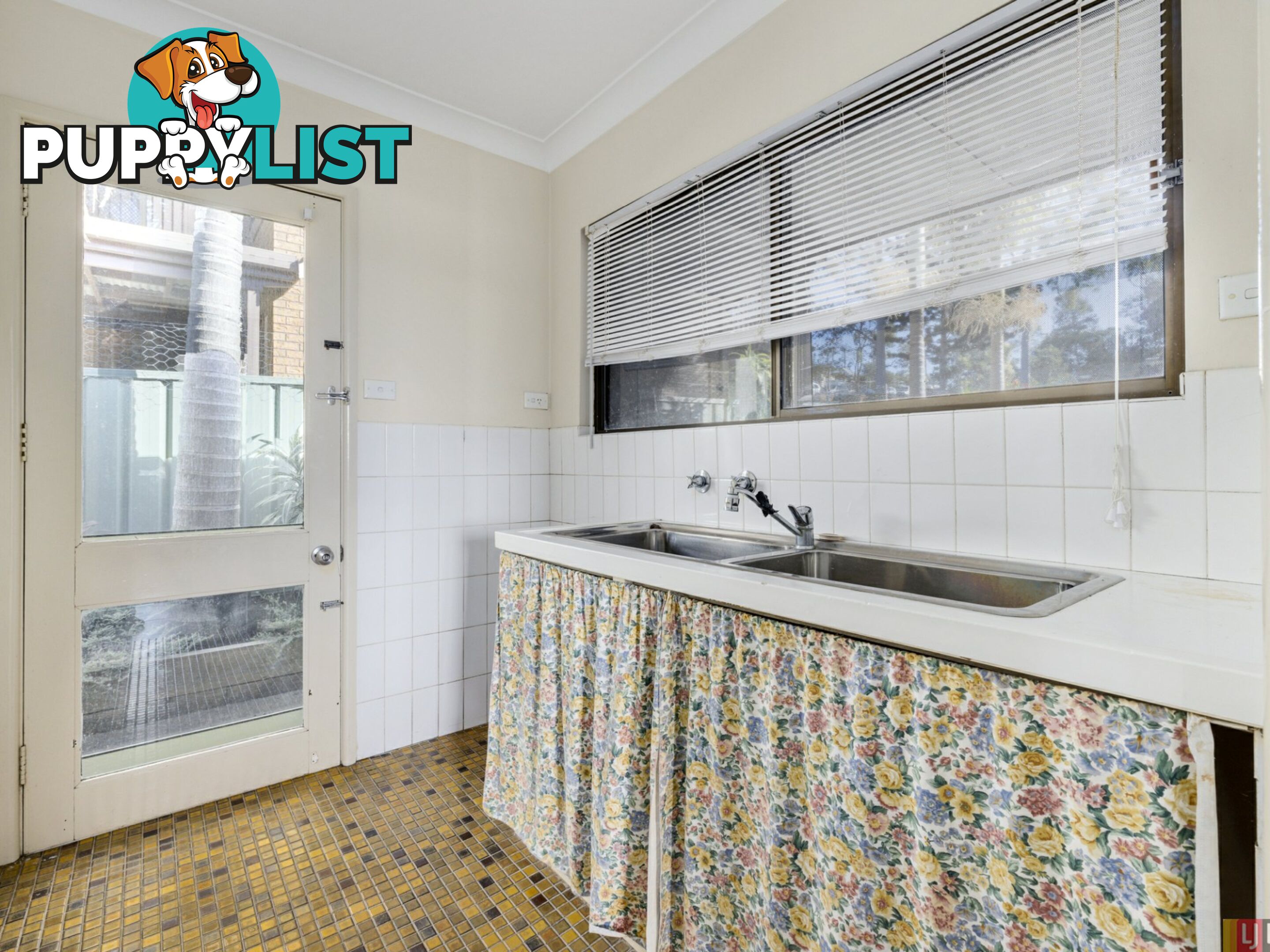 11 Gill Street EAST KEMPSEY NSW 2440