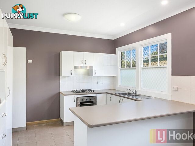 2 Greenfields Avenue WEST KEMPSEY NSW 2440