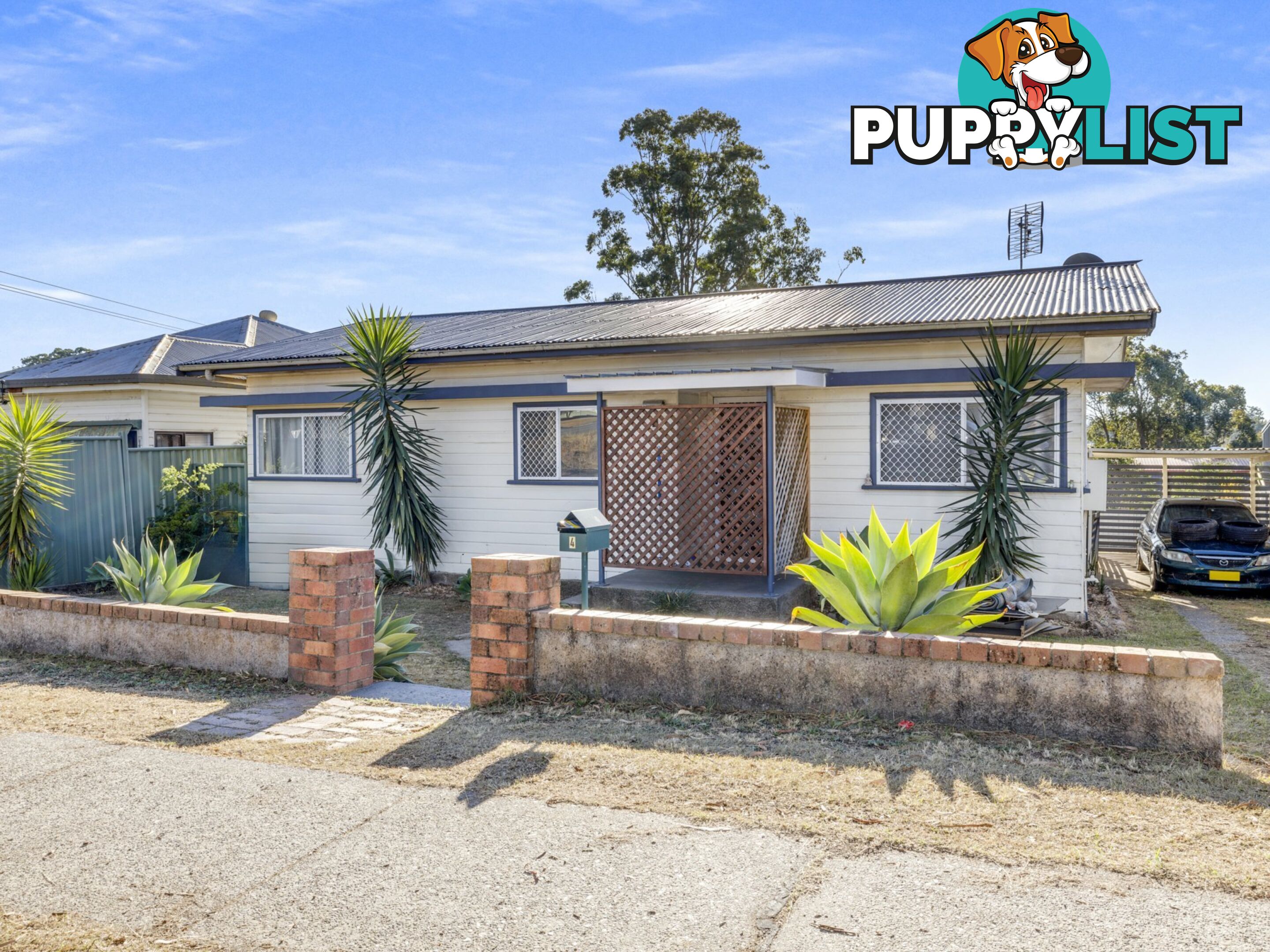 4 Broughton Street WEST KEMPSEY NSW 2440