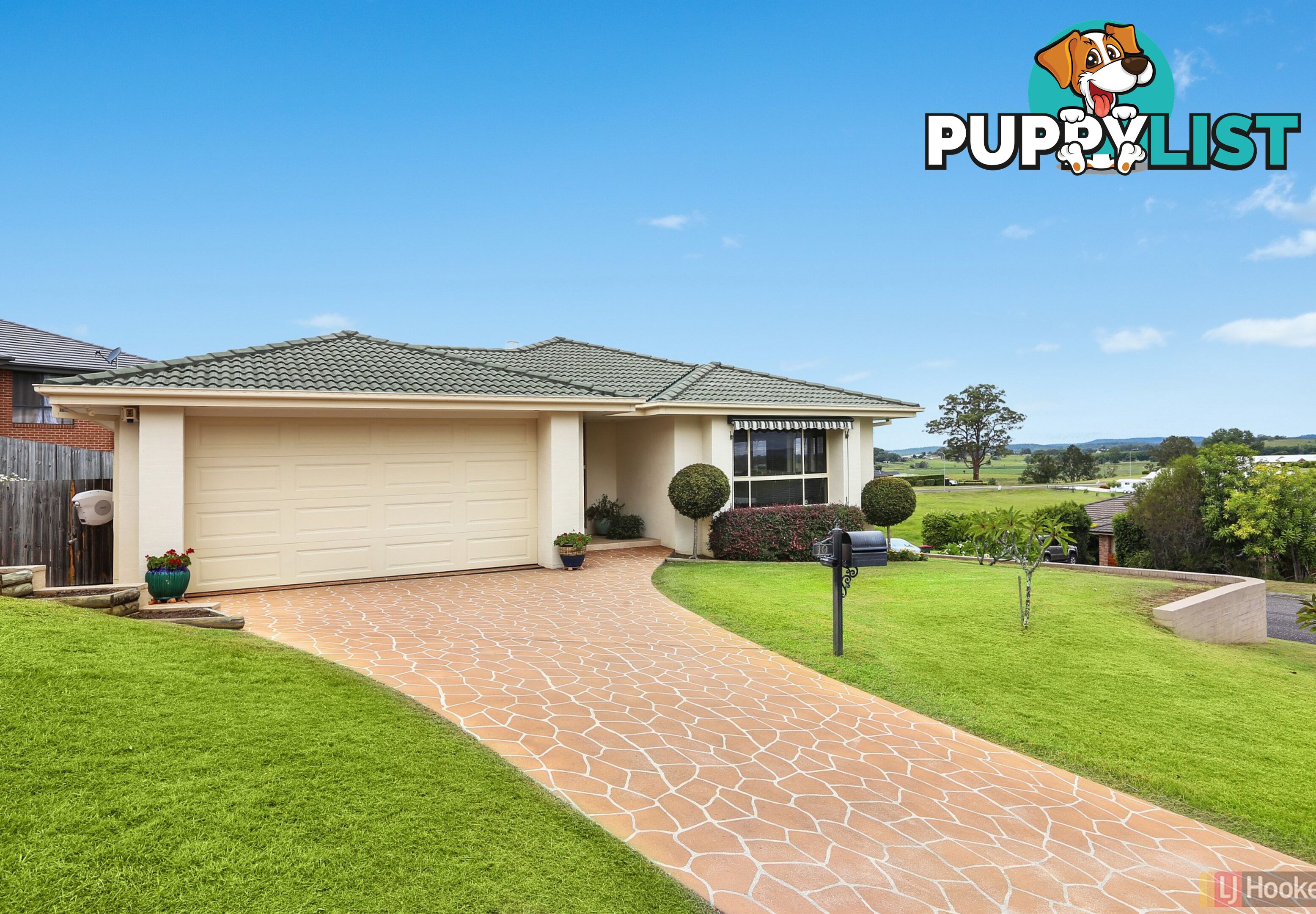 10 Harold Hughes Place GREENHILL NSW 2440