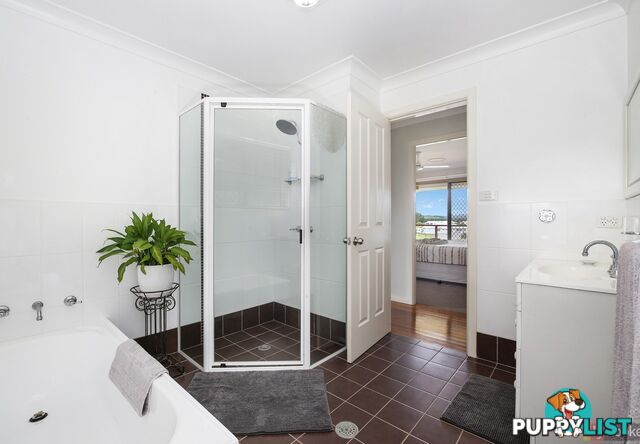 10 Harold Hughes Place GREENHILL NSW 2440