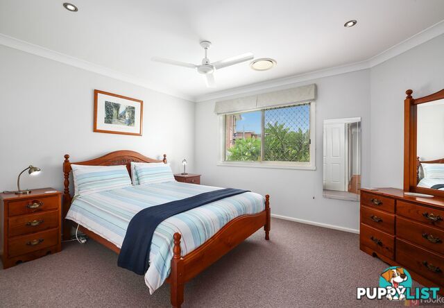 10 Harold Hughes Place GREENHILL NSW 2440