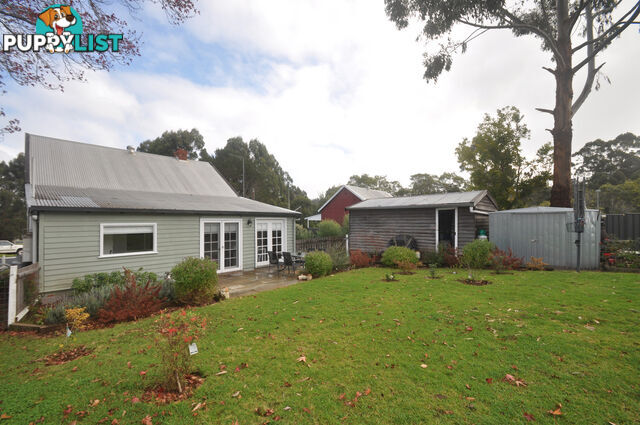 8 Railway Cresent PEMBERTON WA 6260