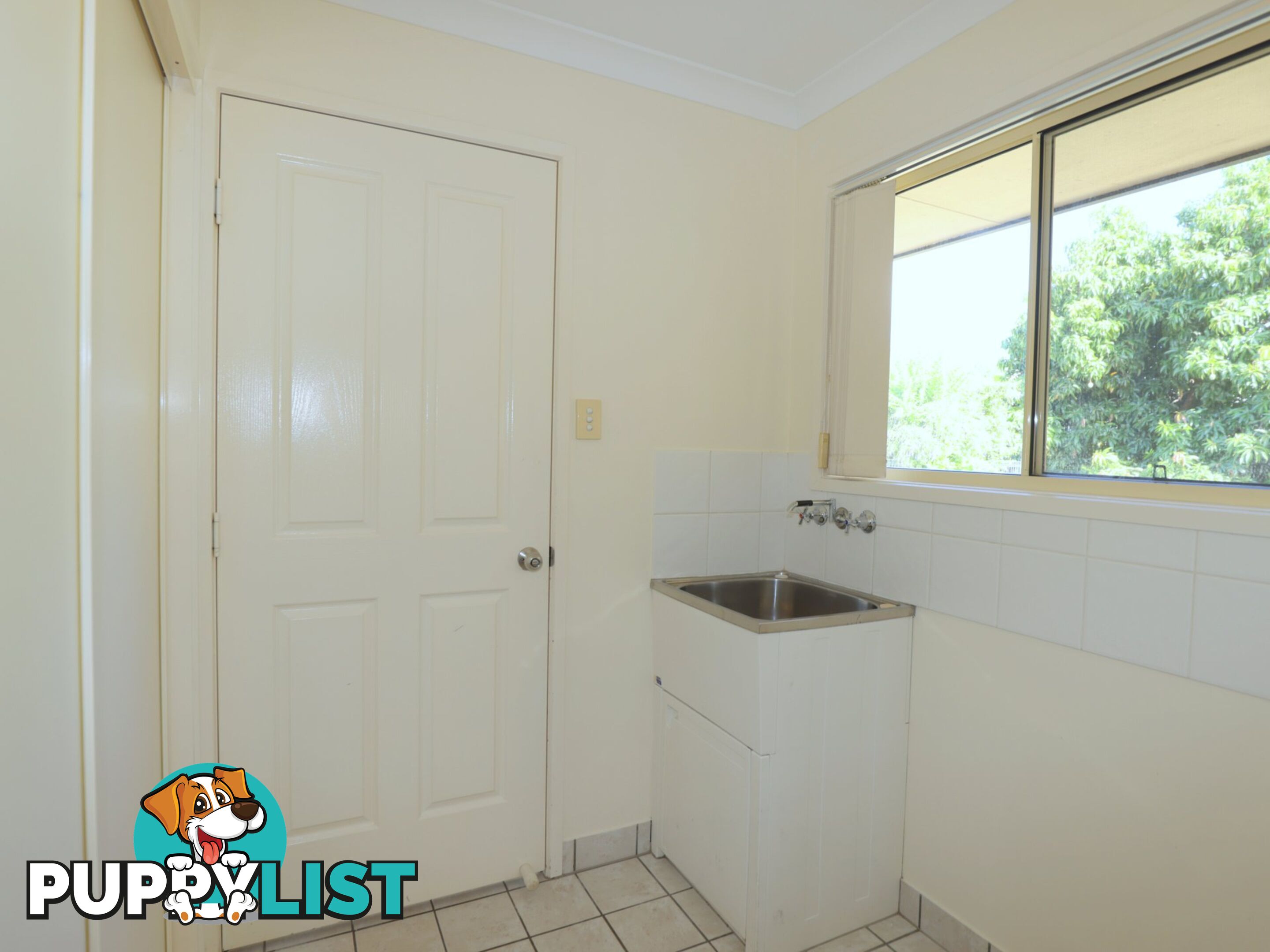 2 Kaitlyn Place EMERALD QLD 4720