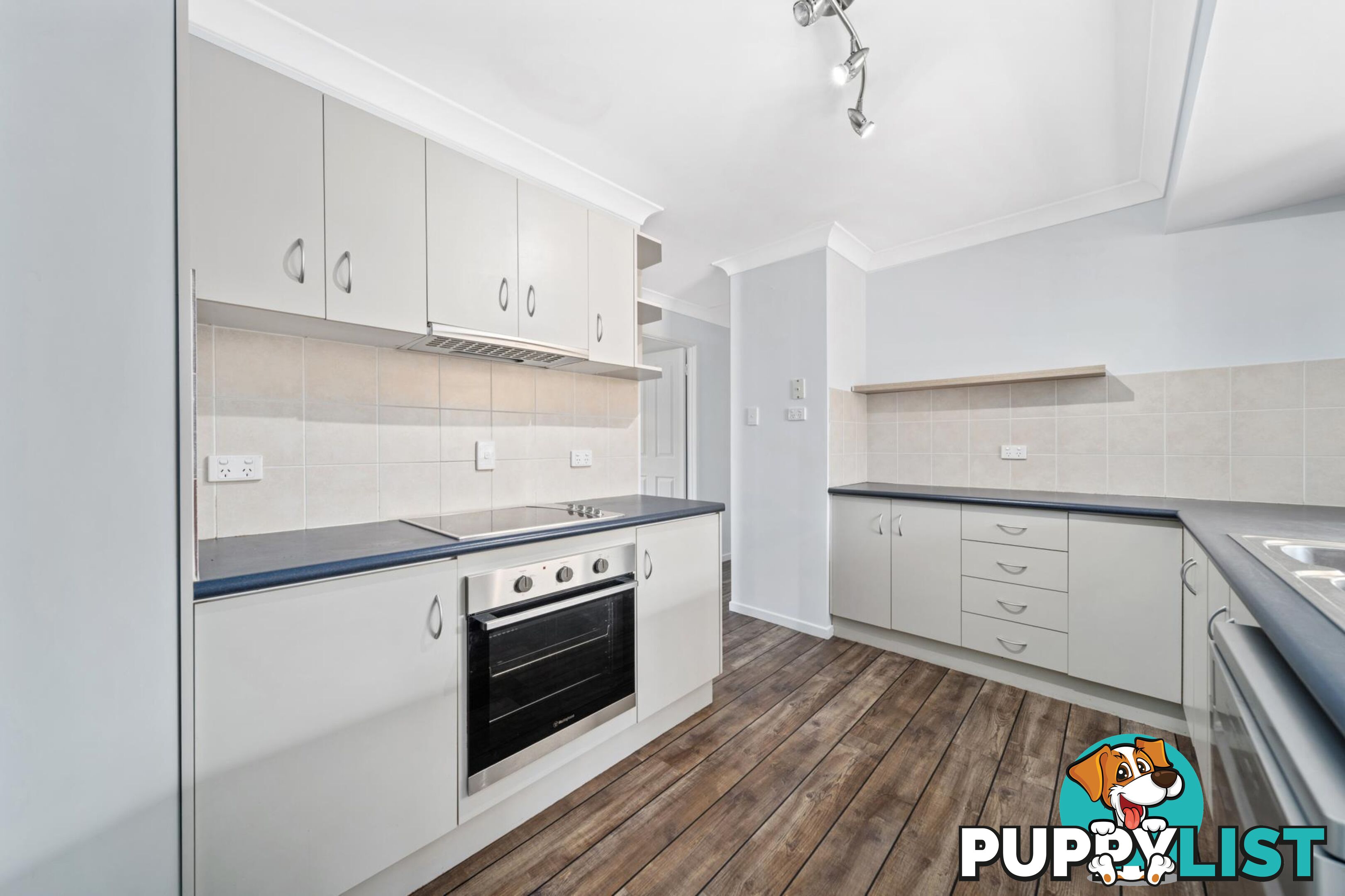 38 Cowan Crescent EMERALD QLD 4720