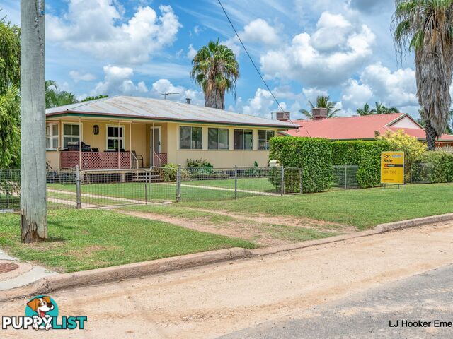 104 Harris Street EMERALD QLD 4720