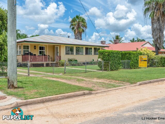 104 Harris Street EMERALD QLD 4720