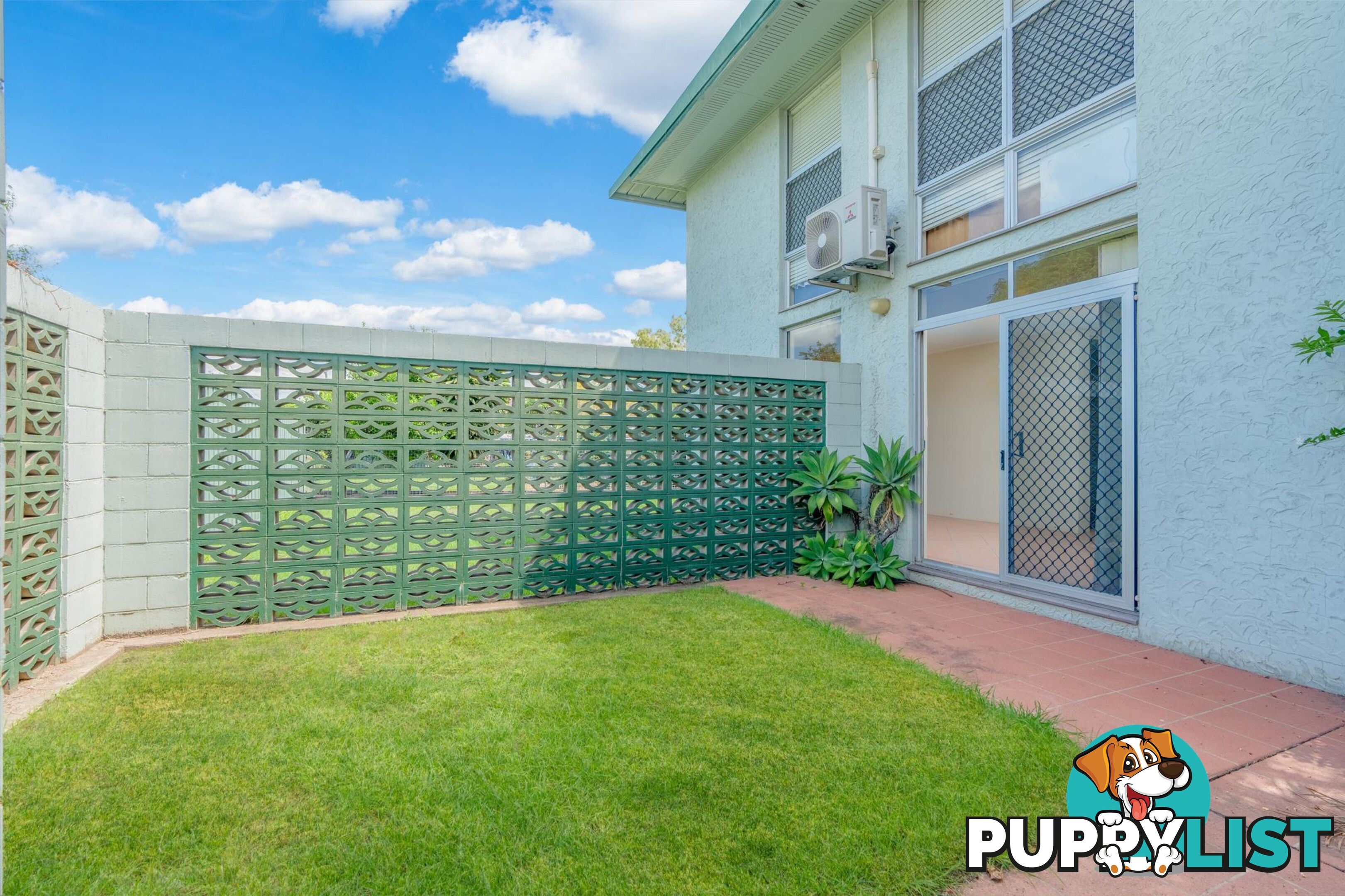 2/53 Dundas Street EMERALD QLD 4720