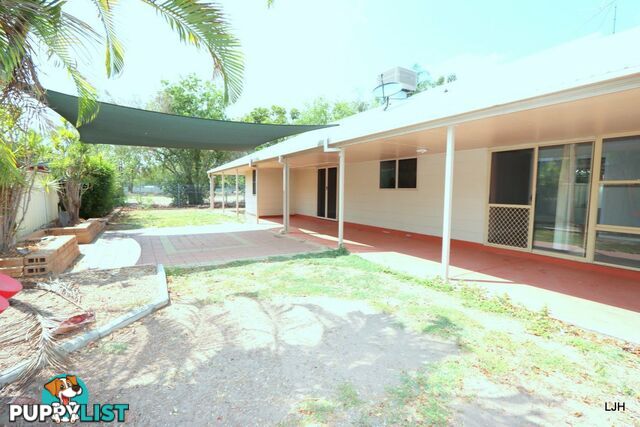 10 Peggy Court EMERALD QLD 4720