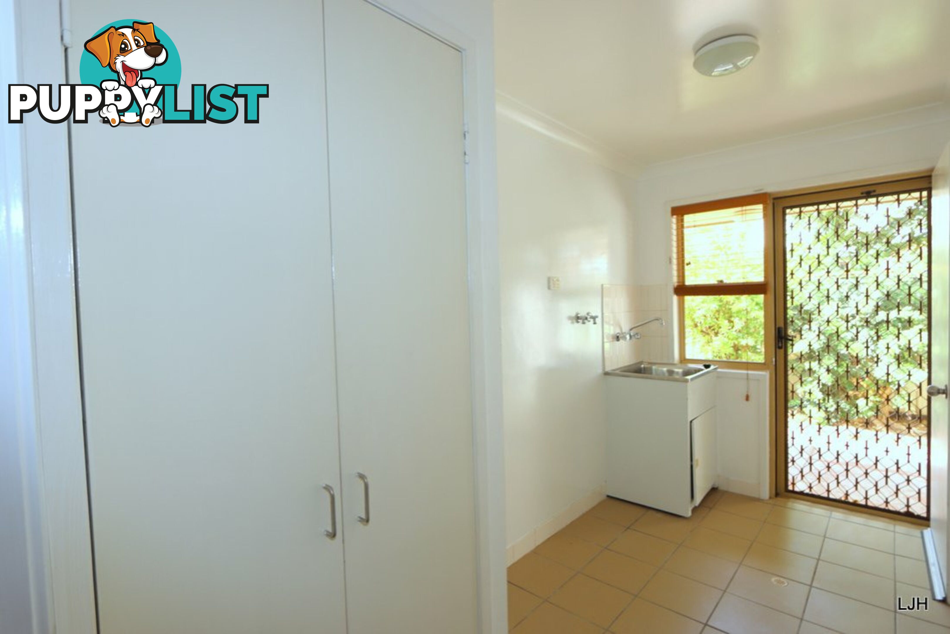 10 Peggy Court EMERALD QLD 4720