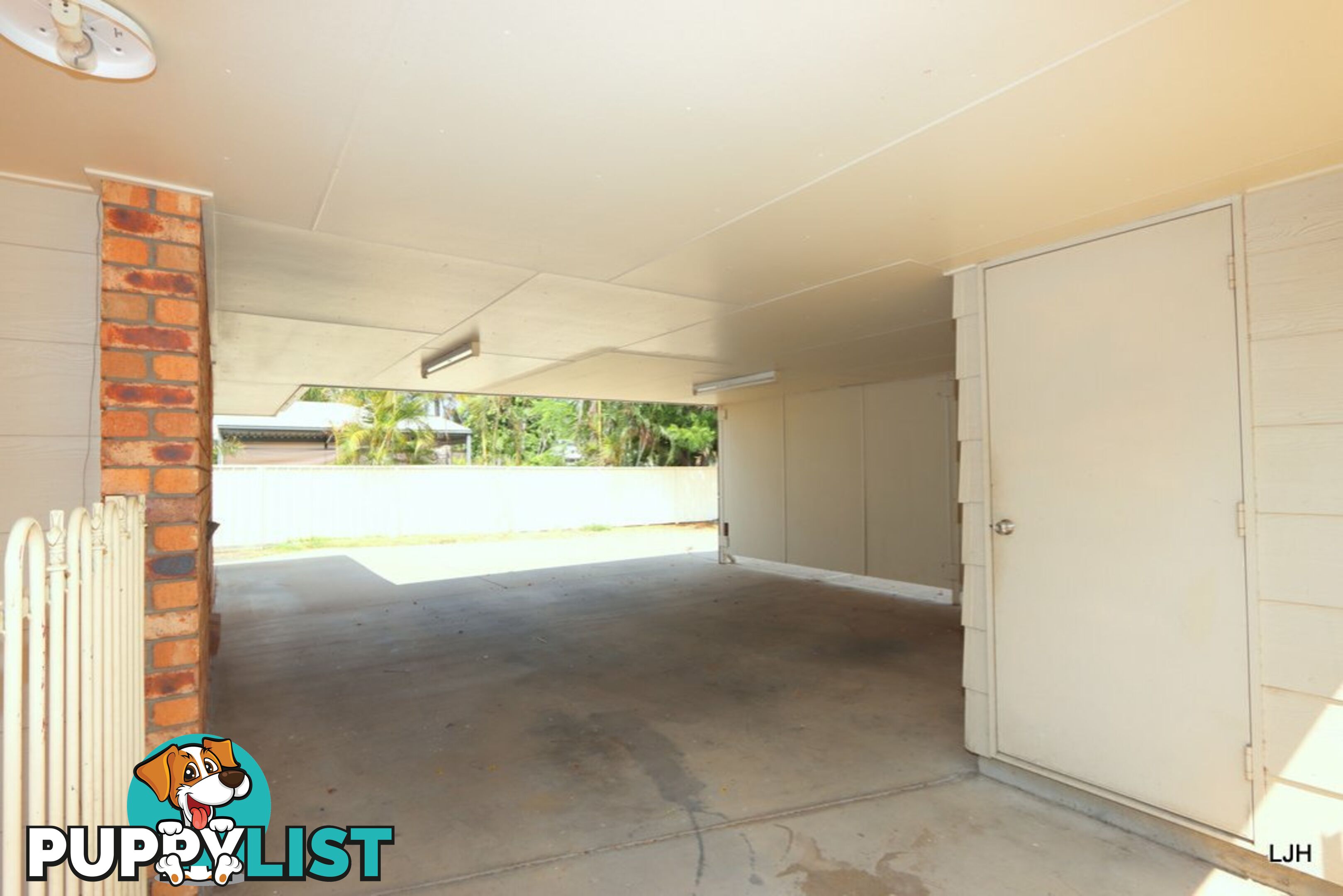 10 Peggy Court EMERALD QLD 4720