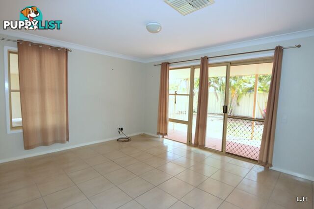 10 Peggy Court EMERALD QLD 4720