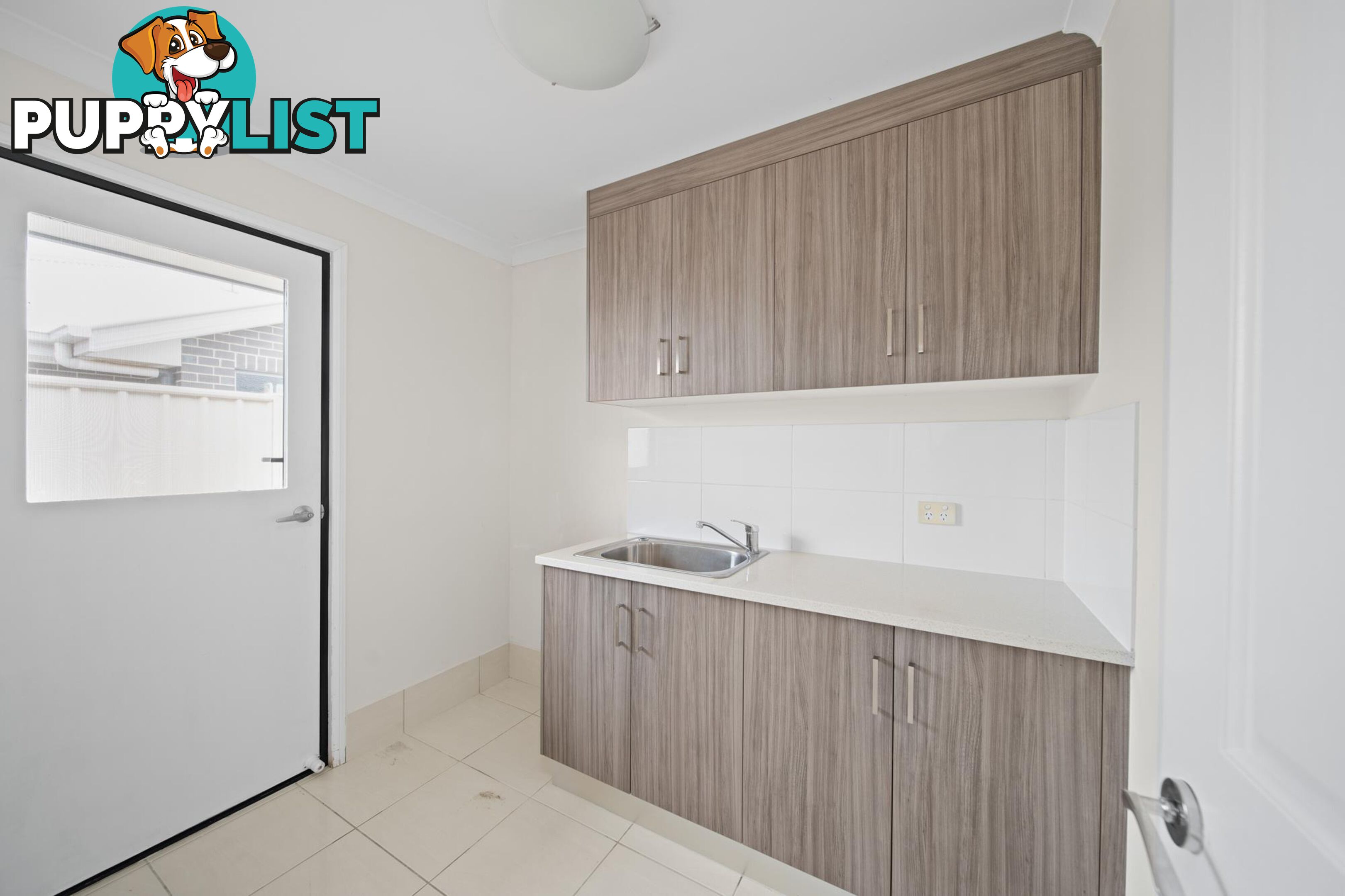 12 Sewell Street EMERALD QLD 4720