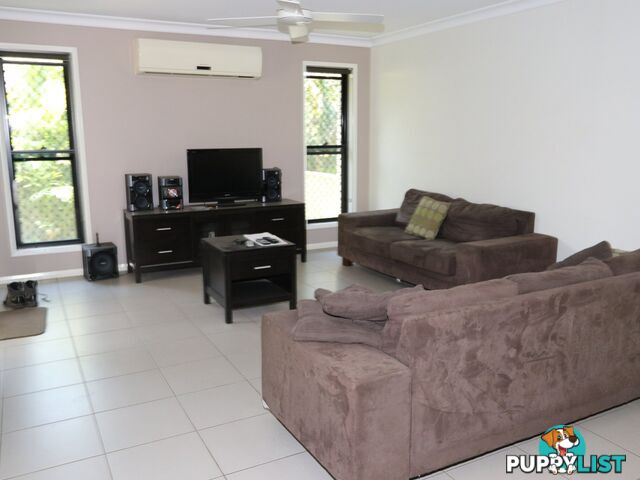 Unit 1/38 Berthun Street EMERALD QLD 4720