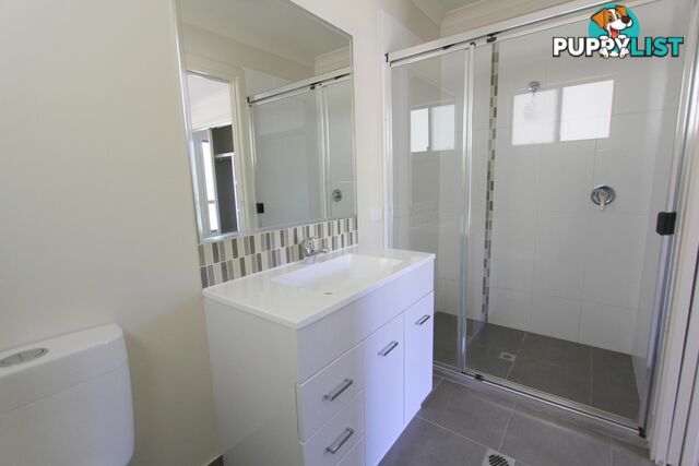 1/30 Riverview Street EMERALD QLD 4720