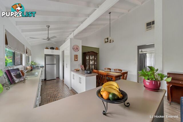 35 Harris Street EMERALD QLD 4720