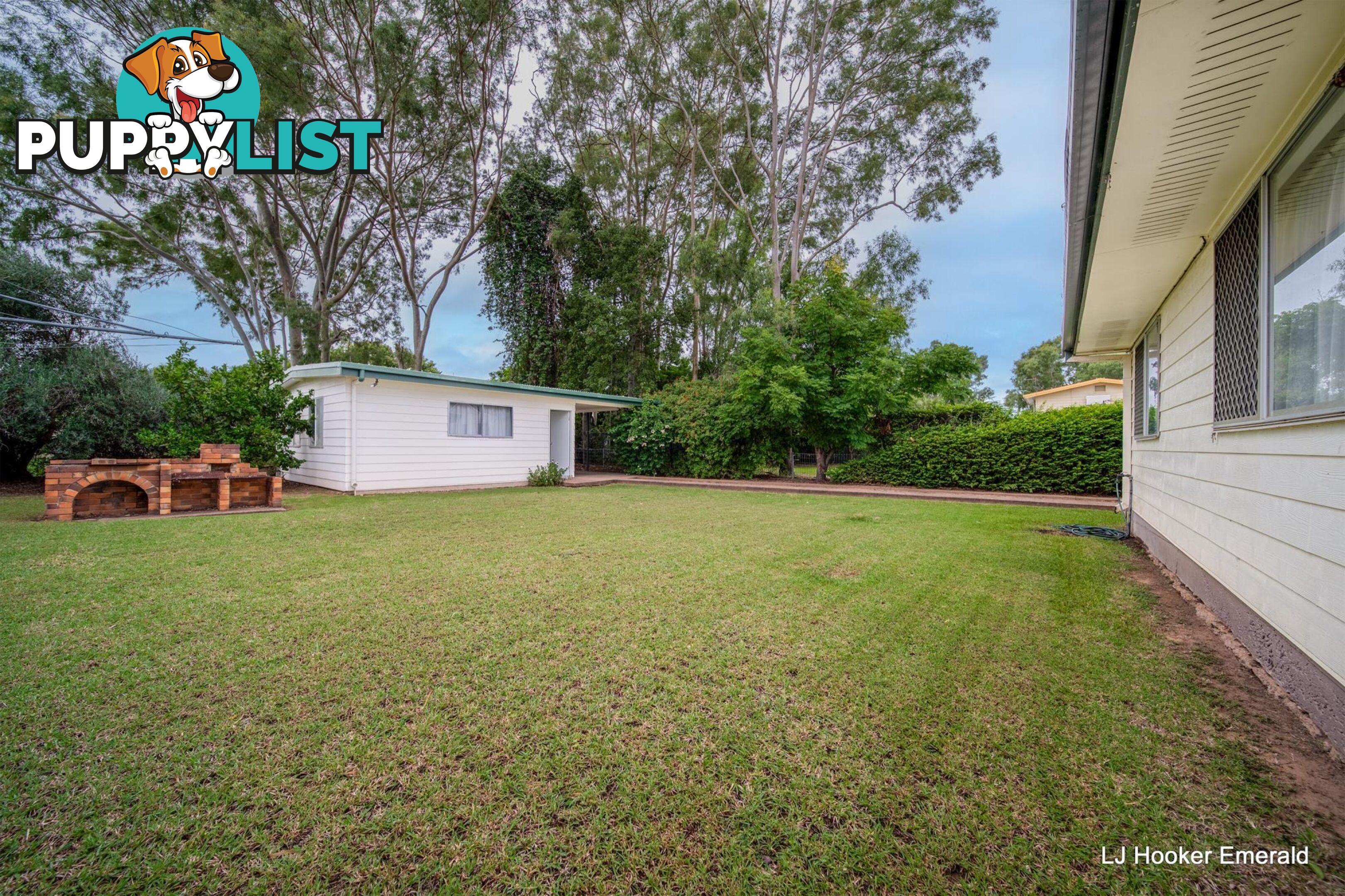 35 Harris Street EMERALD QLD 4720