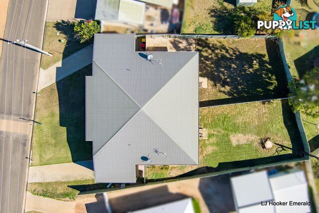 30 Riverview Street EMERALD QLD 4720