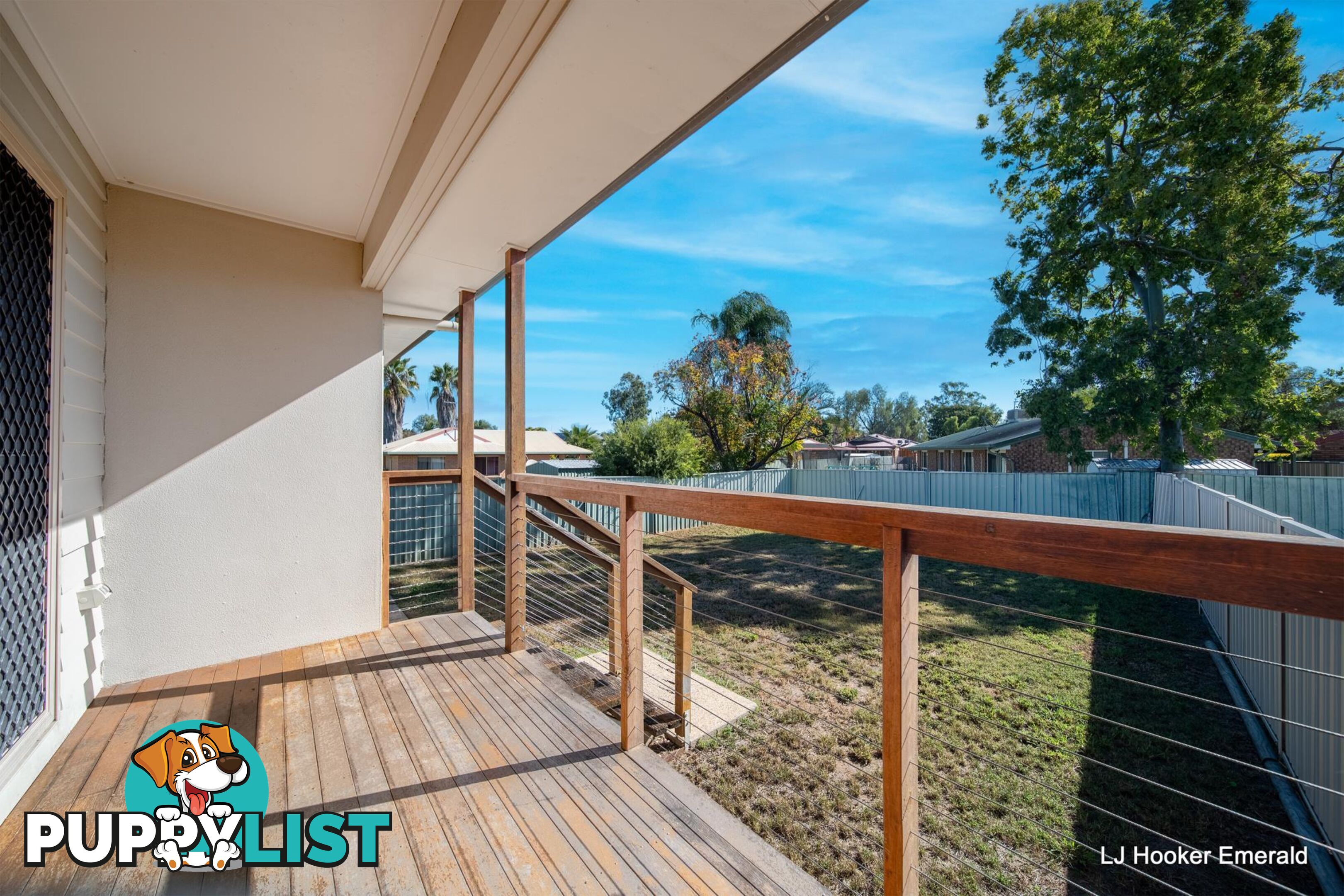 30 Riverview Street EMERALD QLD 4720