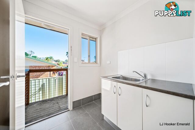 30 Riverview Street EMERALD QLD 4720