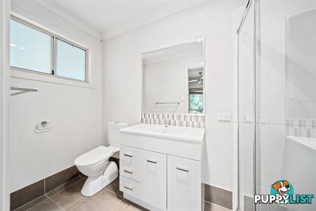 30 Riverview Street EMERALD QLD 4720