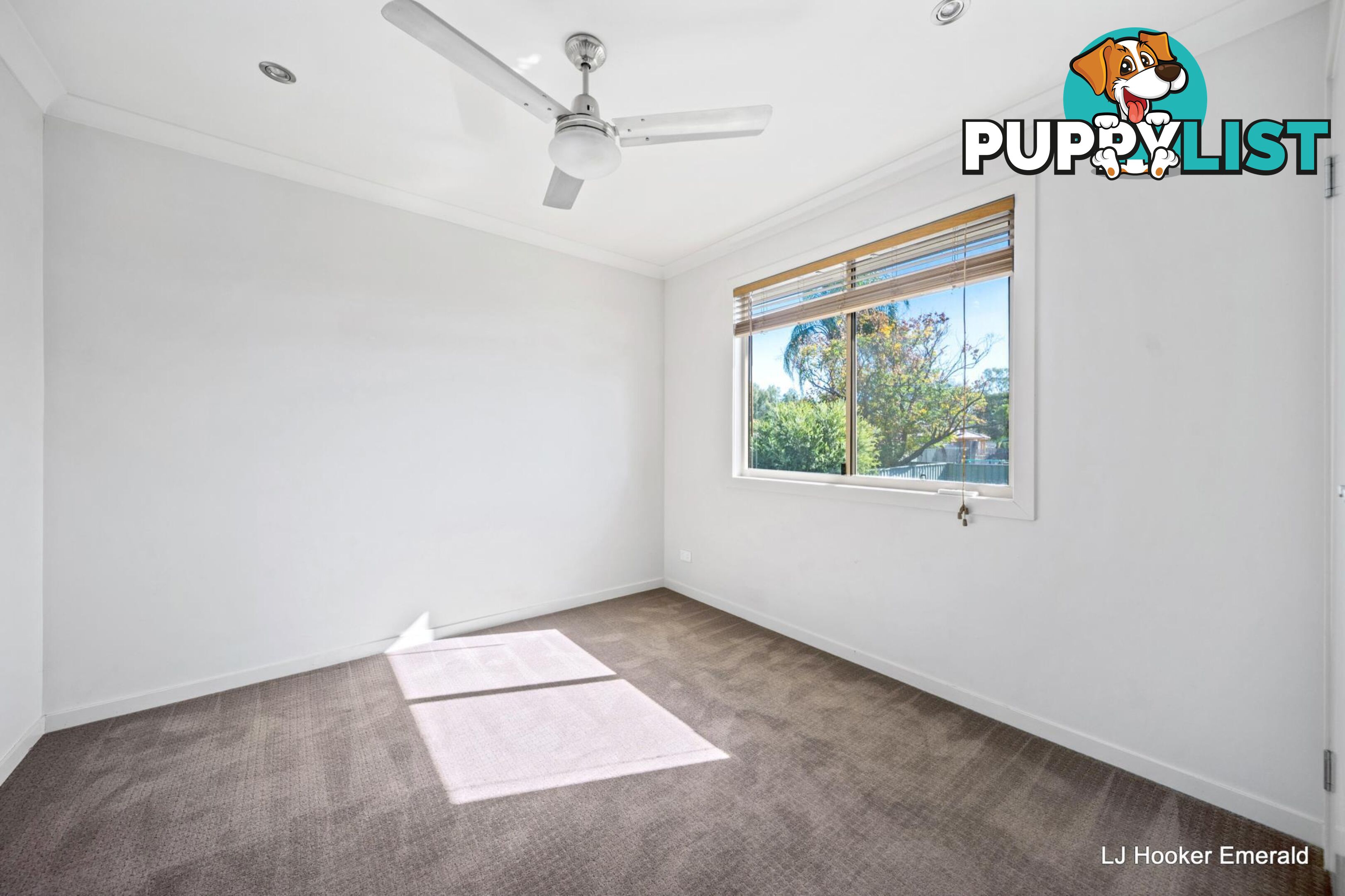 30 Riverview Street EMERALD QLD 4720