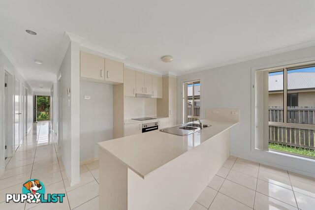 11 Onyx Street EMERALD QLD 4720